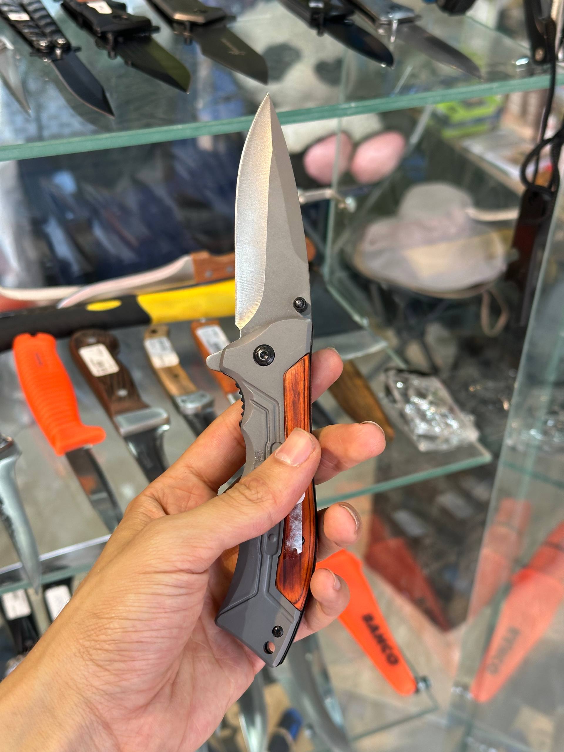 Wood knife 2