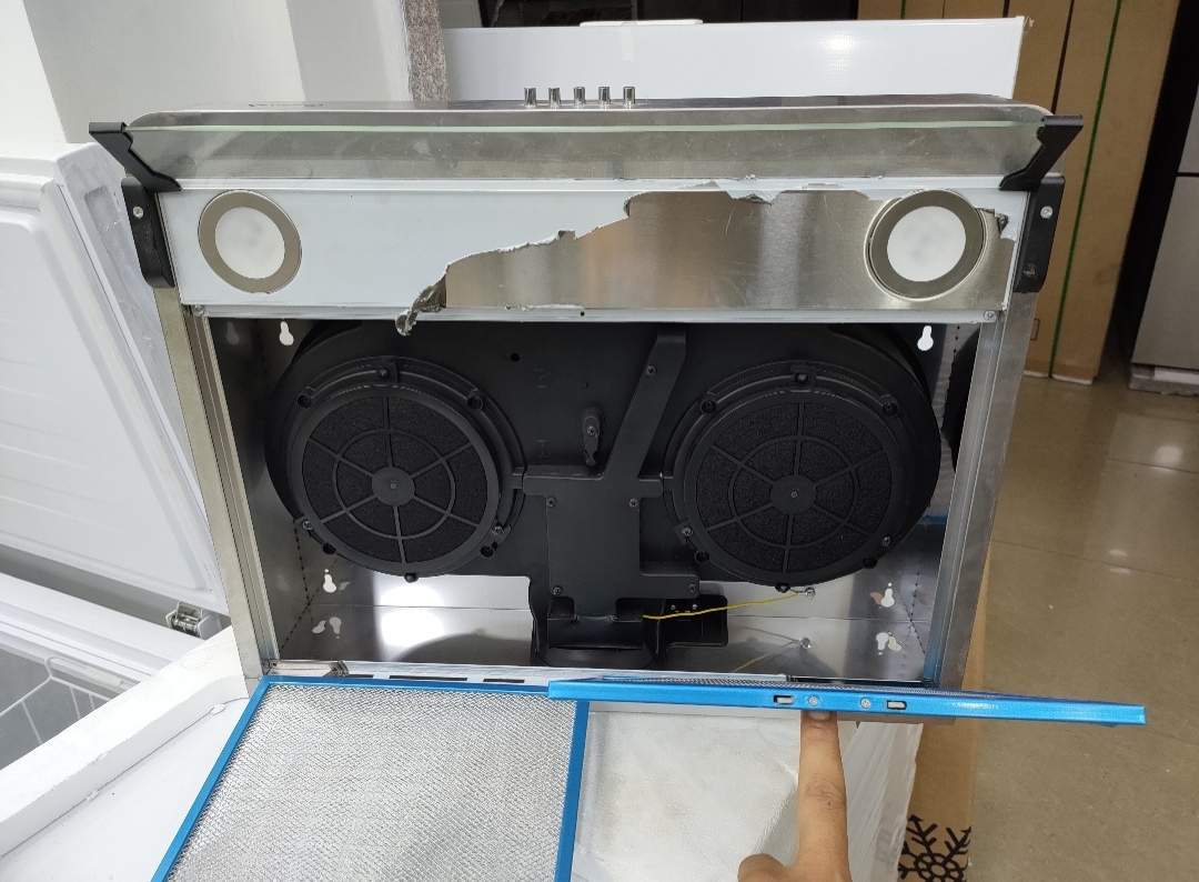 Pack Plaque ARISTON inox fonte + hotte  طاولة المطبخ